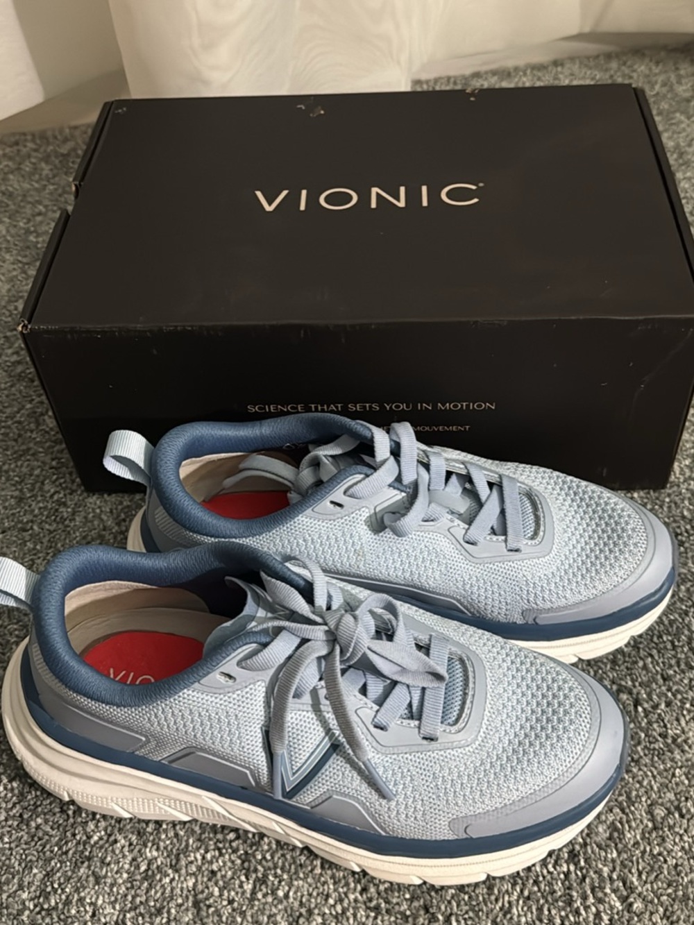 Vionic Women’s “Walk Max” Shoes Size 6 NIB